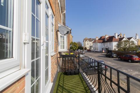 3 bedroom terraced house for sale, Beach Road, Westgate-On-Sea, CT8