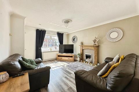 21 Appledore Close, Hull, HU9 1PZ