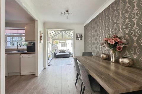 21 Appledore Close, Hull, HU9 1PZ