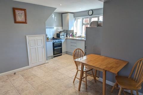 4 bedroom end of terrace house for sale, Balch Road, Wells, BA5