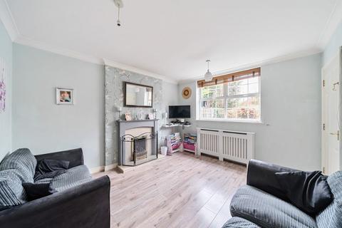 3 bedroom townhouse for sale, Abrahams Close, Bedford