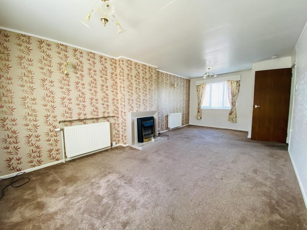 21 Downsfoot Road, Locharbriggs, Dumfries, DG1 1 XQ