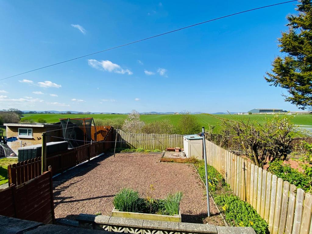 21 Downsfoot Road, Locharbriggs, Dumfries, DG1 1 XQ