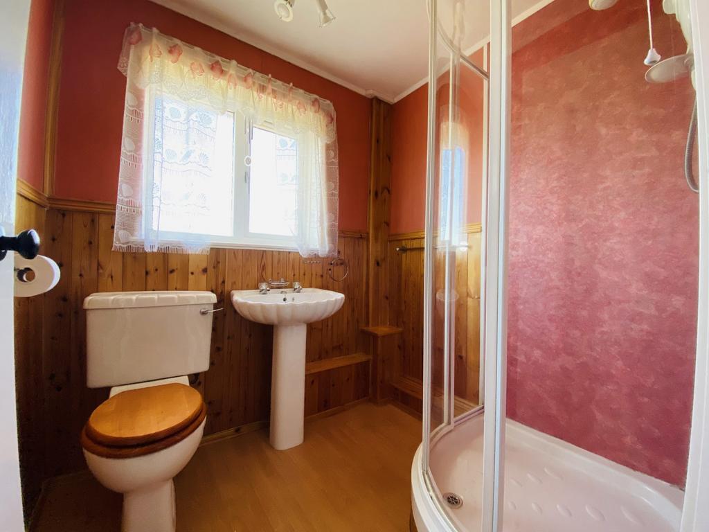 21 Downsfoot Road, Locharbriggs, Dumfries, DG1 1 XQ