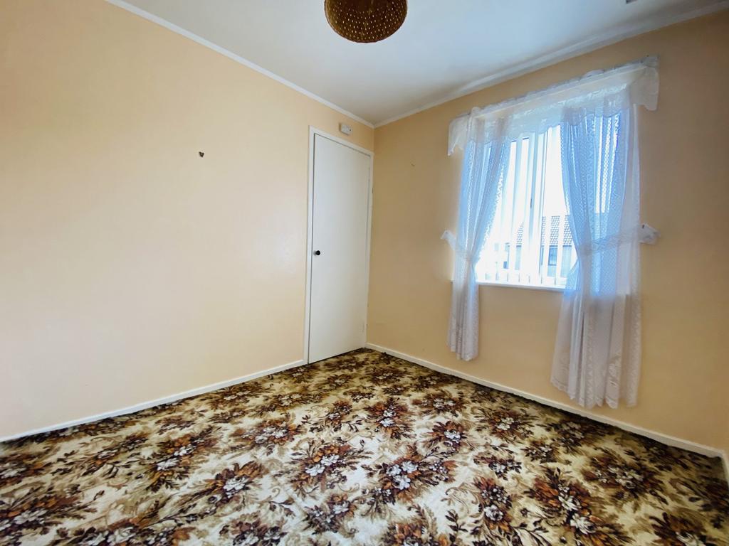 21 Downsfoot Road, Locharbriggs, Dumfries, DG1 1 XQ