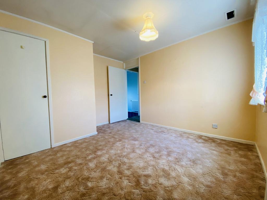 21 Downsfoot Road, Locharbriggs, Dumfries, DG1 1 XQ