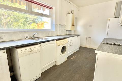 115 Brimstage Road, Heswall, Wirral, CH60 1XF