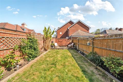 3 bedroom semi-detached house for sale, Hengest Avenue, Hinchley Wood, KT10