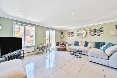 3 bedroom semi-detached house for sale, Hengest Avenue, Hinchley Wood, KT10
