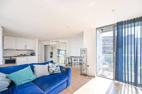 2 bedroom flat for sale, East Ferry Road, Isle Of Dogs, London, E14