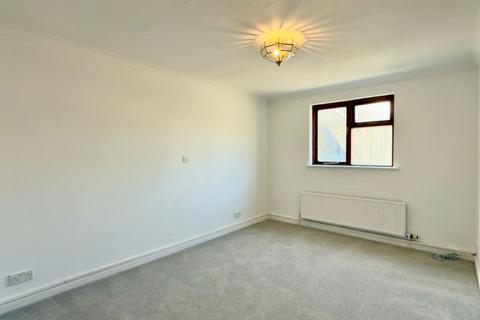 Malthouse Bridge End, Wadebridge, PL27 6DA