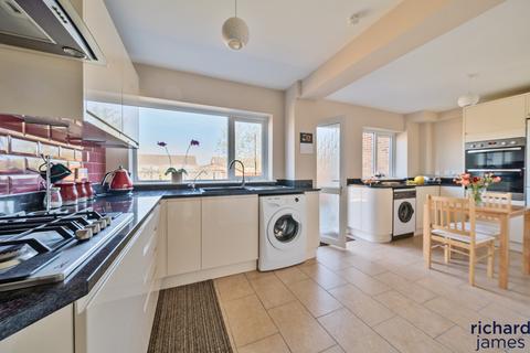 4 bedroom semi-detached house for sale, Ashbury Avenue, Nythe, Swindon, SN3