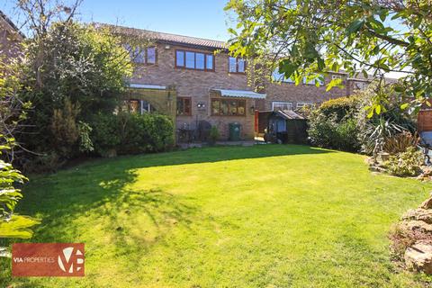 4 bedroom detached house for sale, Greenbank, Waltham Cross EN8