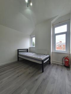 Studio to rent, Heathfield Road, Cardiff CF14