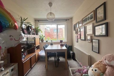23 Neath Drive, Ipswich, IP2 9TA