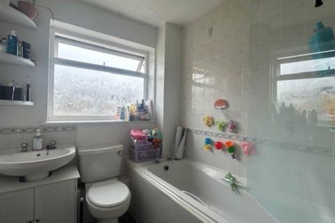 23 Neath Drive, Ipswich, IP2 9TA