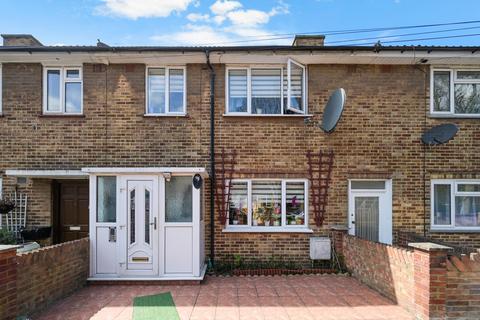65 Tarling Road, London, E16 1HN
