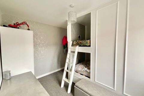 4 Burleigh Close, Stoke-on-trent, ST1 3RL