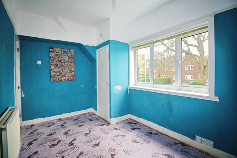 73 Shayfield Drive, Manchester, M22 8DU