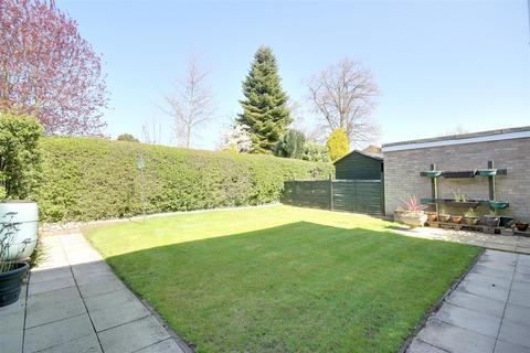 undefined, Manor Drive, Elloughton