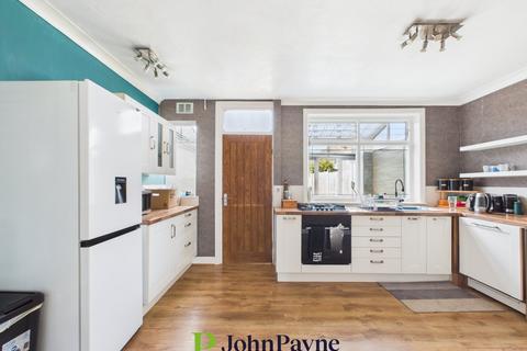 102 Beanfield Avenue, Coventry, CV3 6NX