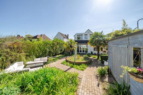 5 bedroom detached house for sale, Hillside Road, Northwood, Middlesex