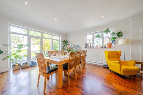 5 bedroom detached house for sale, Hillside Road, Northwood, Middlesex