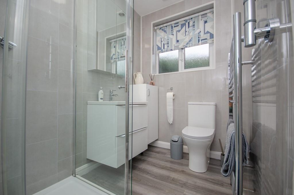 Shower room.jpg