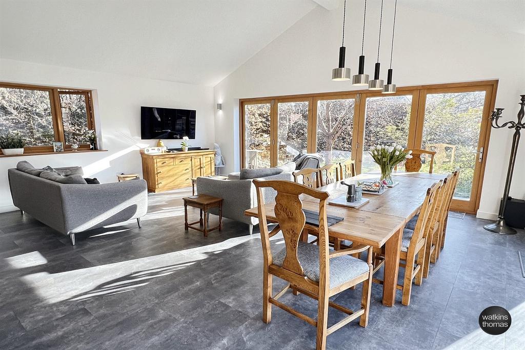 Kitchen living area