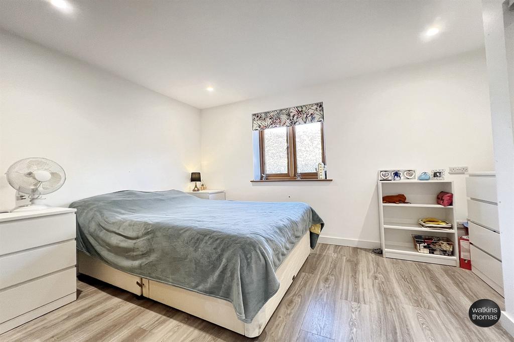 Bed 2