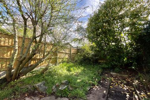 3 bedroom terraced house for sale, Queens Square, Stone, ST15