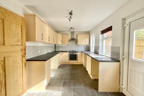 3 bedroom terraced house for sale, Queens Square, Stone, ST15