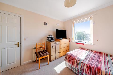 undefined, London Road, Gloucestershire GL1