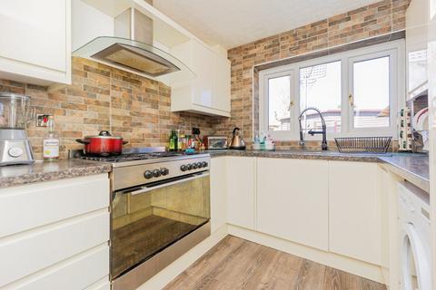 17 Queensway, Manchester, M19 1QP