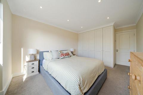 undefined, Gipsy Lane, Putney, London, SW15