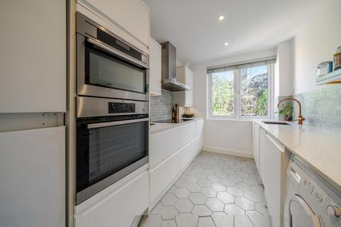 undefined, Gipsy Lane, Putney, London, SW15