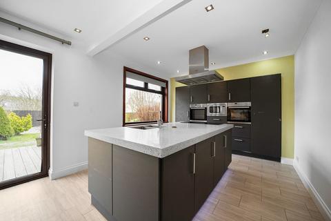 30 St. Georges, Castle Douglas, DG7 1LN