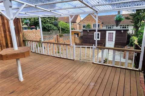 3 bedroom semi-detached house to rent, Valence Road, Erith, DA8