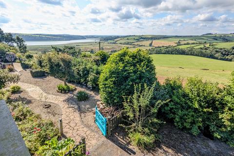 3 bedroom semi-detached house for sale, Ffynonnau, Llansteffan, Carmarthen, Carmarthenshire.