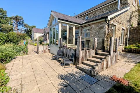 3 bedroom semi-detached house for sale, Ffynonnau, Llansteffan, Carmarthen, Carmarthenshire.