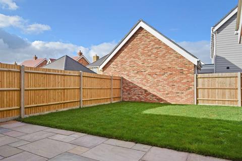 3 bedroom semi-detached house for sale, Little Orchard Close, St. Nicholas At Wade, Birchington