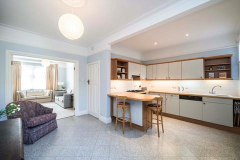 3 bedroom house for sale, Chepstow Road, London W7