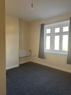 1 bedroom apartment to rent, north street , romford RM1