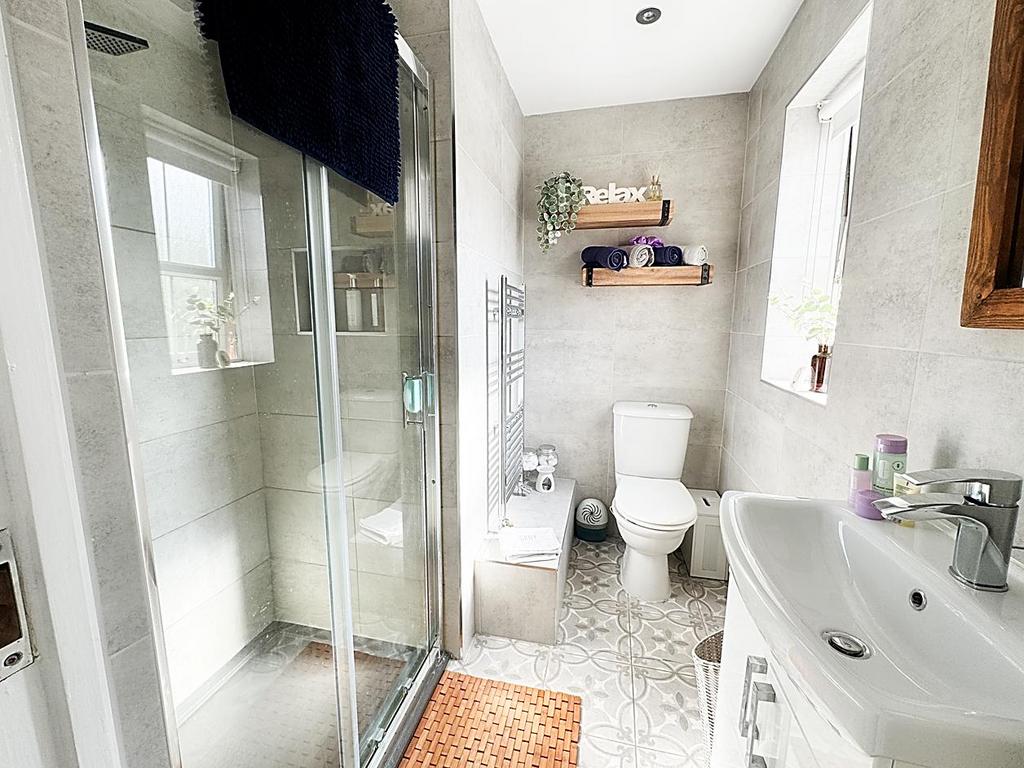 Ensuite