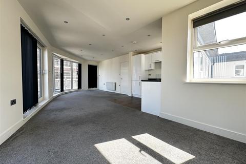 1 bedroom apartment to rent, Horns Yard, Gravesend