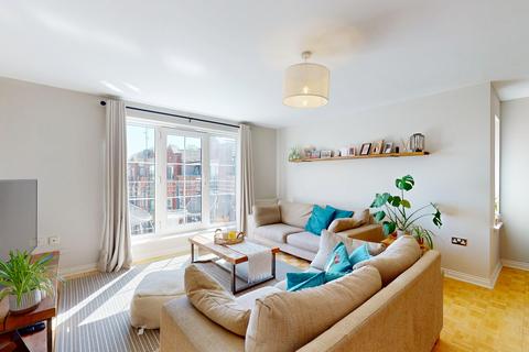 3 bedroom apartment for sale, Carisbrooke Road, Queens House, Time Square, West Park, Leeds, West Yorkshire