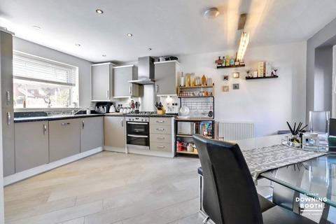 3 bedroom detached house for sale, Willow Road, Cannock WS11