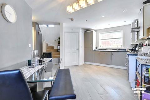 3 bedroom detached house for sale, Willow Road, Cannock WS11