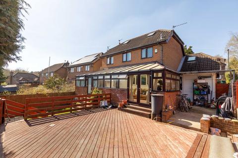 6 bedroom detached house for sale, Grace Road, Crawley RH11