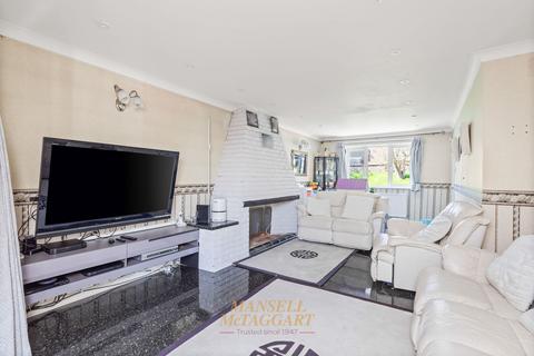 6 bedroom detached house for sale, Grace Road, Crawley RH11